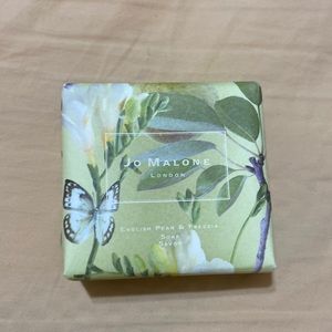 Jo Malone English pear & freesia soap New